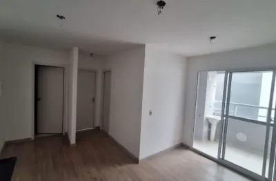 Apartamento de 2 dormitórios com varanda e vaga de garagem