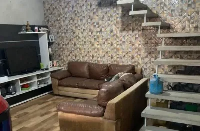 Casa de 4 dormitórios e 2 vagas de garagem no jardim  varginia