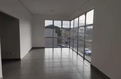 Salão Comercial com mezanino para alugar no Jardim Botânico, 400m² em Ribeirão Preto