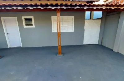 Casa, com quintal mais projeto de ampliação proximo ao shopping oriente.