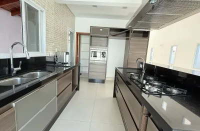 Vende-se ou permuta | sobrado no floradas do paratey – são josé dos campos/sp.