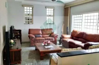 Imperdível - casa à venda no olímpico, são caetano do sul-sp: 4 quartos, 3 suítes, 5 banheiros, 233m² de área.