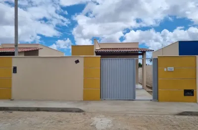Casa com 02 quartos, sendo 01 suíte na região de parnamirim rn