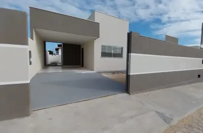 Casa com 02 quartos, sendo 01 suíte na região de parnamirim rn