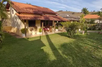 A sua casa de campo no condomínio prainha de monte verde!!!!