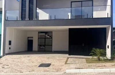 Linda casa em condomínio fechado! casa nova com acabamento de primeira!