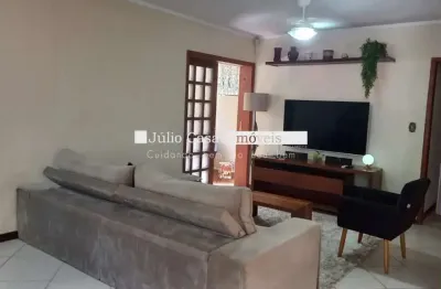 Casa semimobiliada para locação no jd. ouro fino com 4 quartos, sendo uma suíte