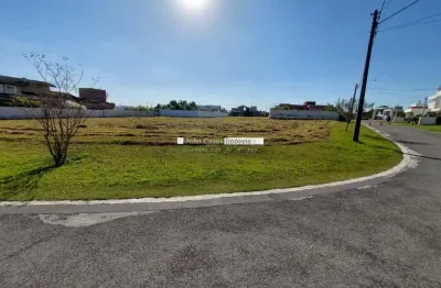 Terreno à Venda em Condomínio Exclusivo -  Oportunidade Imperdível!