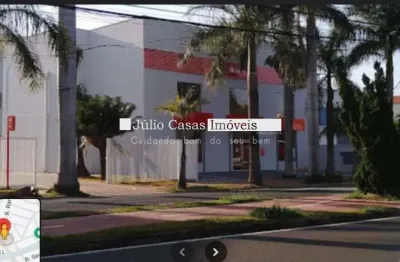 Prédio comercial para venda e aluguel com 700m² de área útil
