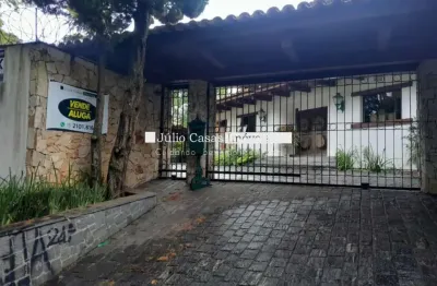 Casa com 6 quartos para alugar no Granja Viana, Cotia 