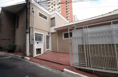 Sobrado para Locação em São Paulo, Liberdade, 2 dormitórios, 2 suítes, 3 banheiros, 2 vagas