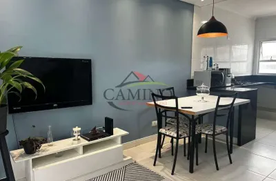 Sobrado de condomínio à venda com 02 dormitórios, 70 m² e lazer, próximo à praia das Astúrias, Guarujá/SP.