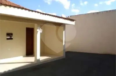 Casa térrea com 3 quartos à venda em horto florestal - sp