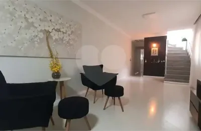 Casa com 3 quartos à venda na Rua Duarte, Tucuruvi, São Paulo
