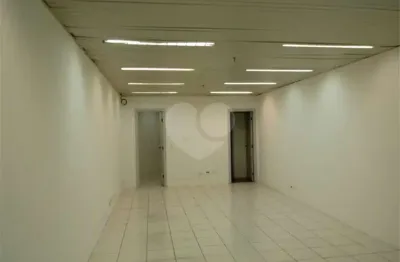 Sala comercial à venda na Rua Alferes Magalhães, Santana, São Paulo
