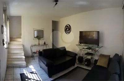 Casa com 2 quartos à venda na Rua Canto do Junco, Santana, São Paulo