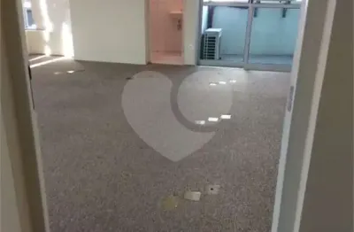 Sala comercial à venda na Avenida Angélica, Higienópolis, São Paulo