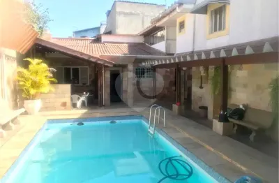 Casa com 4 quartos à venda na Rua Silva Guimarães, Vila Gustavo, São Paulo