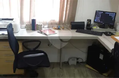 Sala comercial à venda na Rua Catão, Vila Romana, São Paulo