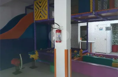 Prédio à venda na Marcelo De Menezes, Vila Guilherme, São Paulo