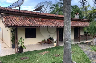 Casa térrea com 3 quartos à venda em olho d'água - sp