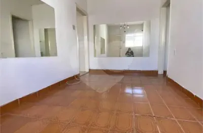 Casa com 2 quartos à venda na Rua Aureliano Leal, Santana, São Paulo