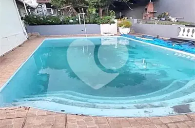 Casa térrea com 4 quartos à venda ou para locação em centro - sp