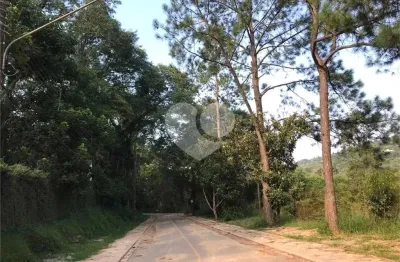 Terreno à venda na Serra da Cantareira, Mairiporã 