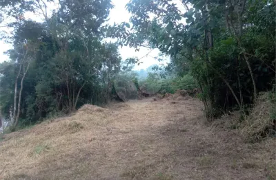 Terreno à venda na Henrique Silva De Sá, Jardim Samambaia, Mairiporã