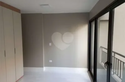 Kitnet / Stúdio à venda na Rua Alfredo Pujol, Santana, São Paulo