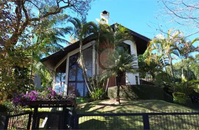 Casa em condomínio fechado com 4 quartos à venda na Das Gaivotas, Serra da Cantareira, Mairiporã