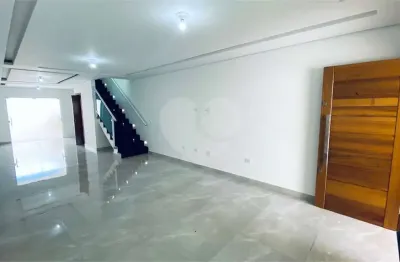 Casa com 3 quartos à venda na Rua Itamonte, Vila Maria, São Paulo
