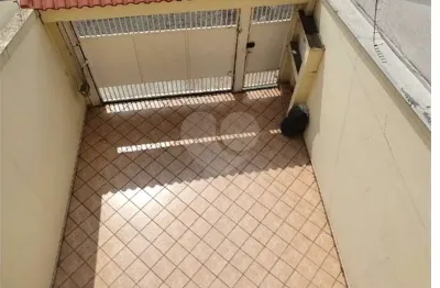 Casa com 3 quartos à venda na Rua Ibéria, 72, Vila Guilherme, São Paulo