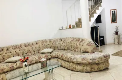 Casa com 3 quartos à venda na Rua Maria Francisca, Tremembé, São Paulo