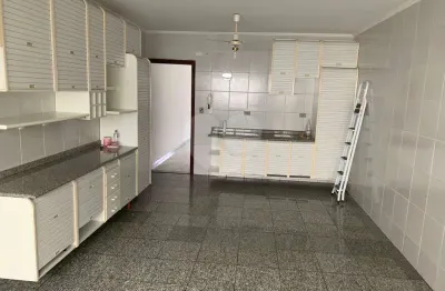 Casa com 3 quartos à venda na Rua Silos, 4, Água Fria, São Paulo