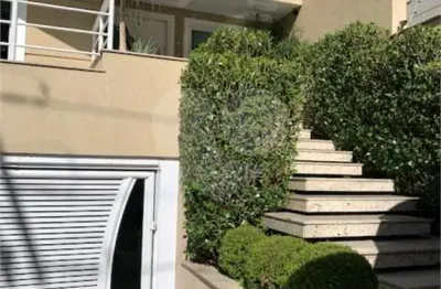 Casa com 3 quartos à venda na Rua Nanau, 77, Santana, São Paulo