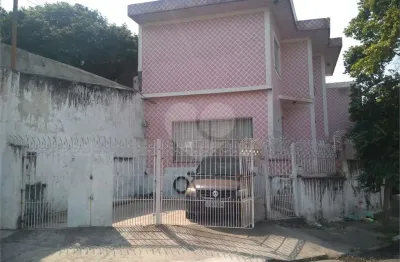 Casa com 3 quartos à venda na Rua das Vertentes, Vila Nivi, São Paulo