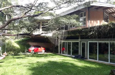 Casa com 3 quartos à venda na Serra da Cantareira, Mairiporã 