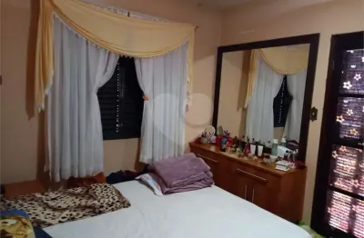 Casa com 3 quartos à venda na Rua Nova dos Portugueses, Santana, São Paulo