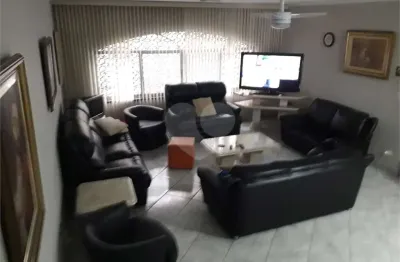 Casa com 4 quartos à venda na Rua Dentista Barreto, Vila Carrão, São Paulo