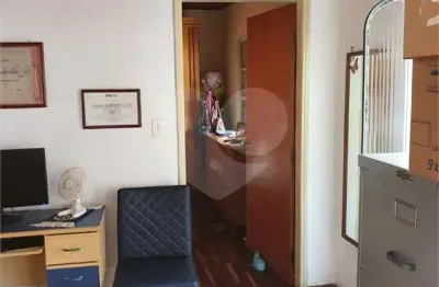 Casa com 4 quartos à venda na Rua Cesário Ramalho, Cambuci, São Paulo