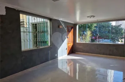Casa com 3 quartos à venda na Rua Aureliano Leal, Água Fria, São Paulo