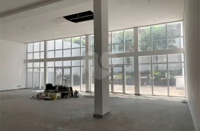 Salão comercial à venda ou para locação em vila sofia - sp