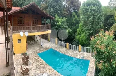 Casa em condomínio fechado com 4 quartos à venda na Doutor Arthur Andrade Filho, Caraguatá, Mairiporã