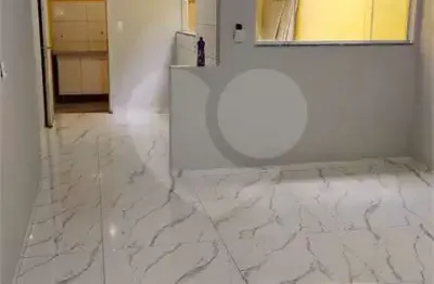 Casa para alugar na Rua Doutor Zuquim, Santana, São Paulo