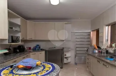 Casa com 3 quartos à venda na Canhemborá, Tucuruvi, São Paulo
