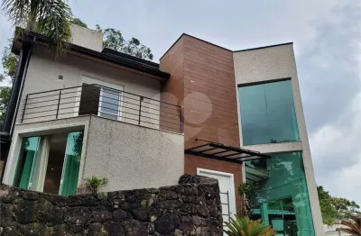 Casa em condomínio fechado com 3 quartos à venda na Vereador Belarmino Pereira De Carvalho, 9001, Serra da Cantareira, Mairiporã