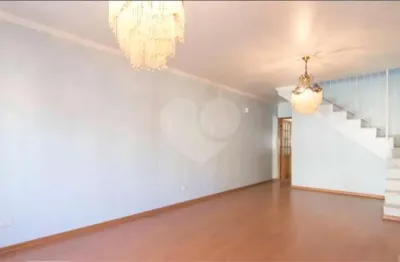 Casa com 3 quartos à venda na Rua Aureliano Leal, Água Fria, São Paulo