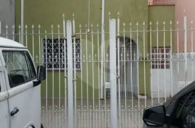 Casa com 2 quartos à venda na Rua Voluntários da Pátria, Santana, São Paulo