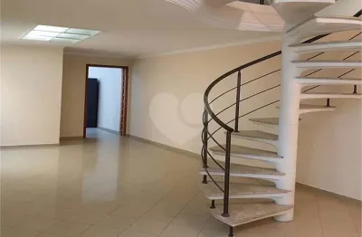 Casa com 3 quartos à venda na Vila Regente Feijó, São Paulo 